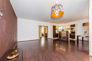 Prodej bytu 2+kk v osobním vlastnictví 78 m², Praha 10 - Záběhlice