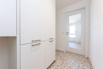 Pronájem bytu 1+kk v osobním vlastnictví 37 m², Praha 5 - Radlice