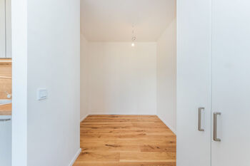Pronájem bytu 1+kk v osobním vlastnictví 37 m², Praha 5 - Radlice