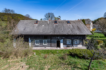 Prodej domu 215 m², Osečná
