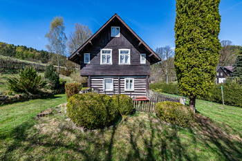 Prodej domu 215 m², Osečná