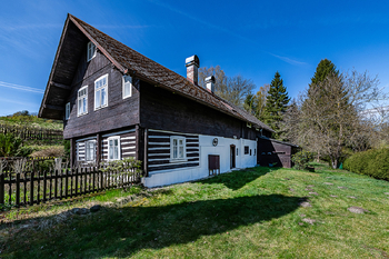 Prodej domu 215 m², Osečná