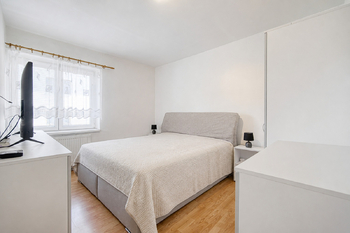 Prodej domu 158 m², Hrob