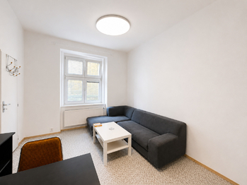 Prodej bytu 2+kk v osobním vlastnictví 41 m², Praha 8 - Libeň