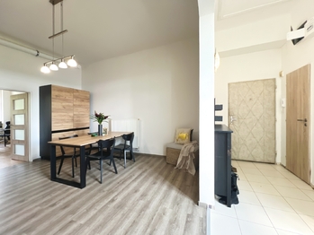 Prodej bytu 3+1 v družstevním vlastnictví 106 m², Praha 8 - Libeň