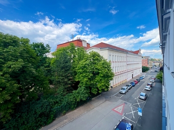 Prodej bytu 3+1 v družstevním vlastnictví 106 m², Praha 8 - Libeň