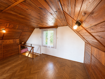 podkroví - Prodej chaty / chalupy 98 m², Týnec nad Labem