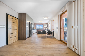 Prodej domu 250 m², Buš