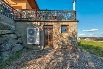 Prodej domu 250 m², Buš