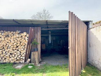 Prodej domu 160 m², Všehrdy