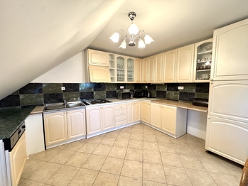 Pronájem domu 300 m², Vysoká u Příbramě