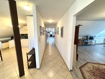 Pronájem domu 300 m², Vysoká u Příbramě