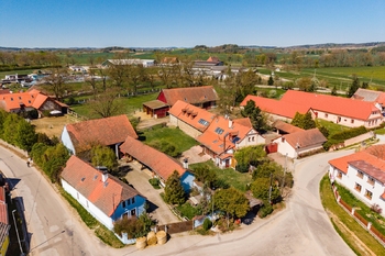 Prodej domu 372 m², Buzice
