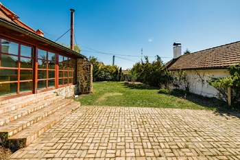 Prodej domu 372 m², Buzice
