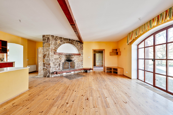 Prodej domu 372 m², Buzice