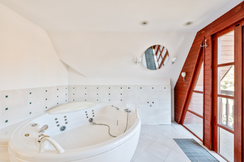 Prodej domu 372 m², Buzice