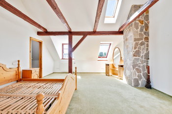 Prodej domu 372 m², Buzice