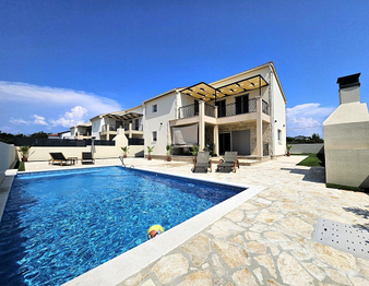 Prodej domu 141 m², Vrsi