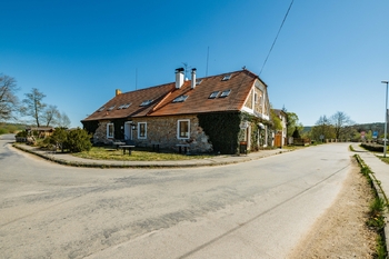 Prodej ubytovacího zařízení 398 m², Buzice