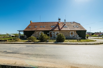 Prodej ubytovacího zařízení 398 m², Buzice