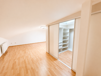 Prodej bytu 3+kk v osobním vlastnictví 115 m², Jílové u Prahy