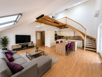 Prodej bytu 3+kk v osobním vlastnictví 115 m², Jílové u Prahy