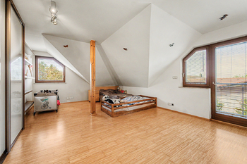 Prodej domu 181 m², Praha 9 - Újezd nad Lesy