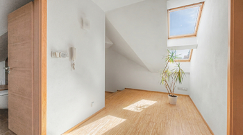 Prodej domu 181 m², Praha 9 - Újezd nad Lesy