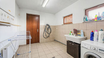 Prodej domu 181 m², Praha 9 - Újezd nad Lesy