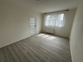ložnice - Pronájem bytu 2+kk v osobním vlastnictví 35 m², Kaznějov