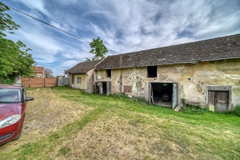 Prodej zemědělského objektu 236 m², Týnec nad Labem