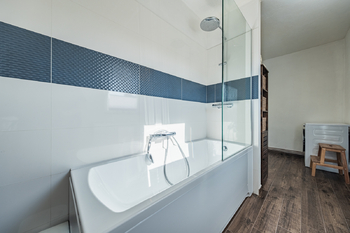 Prodej nájemního domu 260 m², Krupka