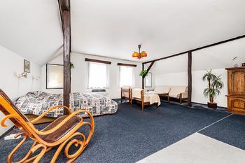 Pokoj 1. NP - Prodej chaty / chalupy 215 m², Osečná
