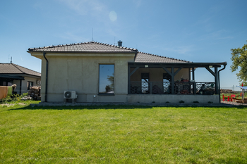 Prodej domu 127 m², Bezkov