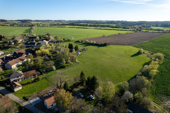 Letecký snímek nemovitostí - Prodej zemědělského objektu 236 m², Vilémov