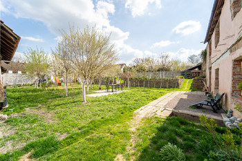 Pozemek před domem - Prodej zemědělského objektu 236 m², Vilémov