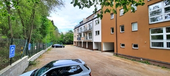 parkovací stání za domem - Prodej bytu 3+kk v osobním vlastnictví 90 m², Třešť