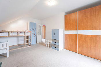 Pronájem domu 180 m², Mokrovraty