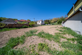 Prodej pozemku 393 m², Dyje