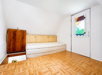 PODKROVÍ - Prodej chaty / chalupy 40 m², Habrovany
