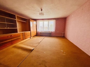 Obývací pokoj 1.NP 2 - Prodej domu 150 m², Čelčice