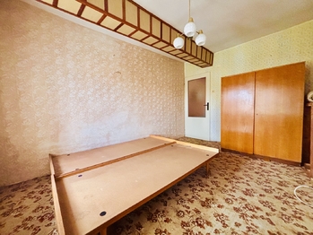 Ložnice 1.NP - Prodej domu 150 m², Čelčice