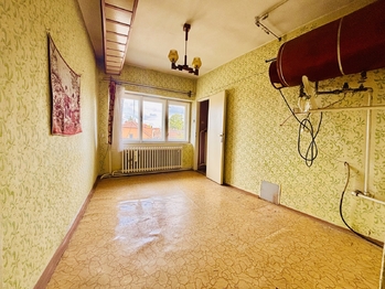Jídelna 1.NP - Prodej domu 150 m², Čelčice