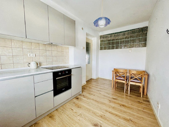 Kuchyně 1.NP VIZUALIZACE - Prodej domu 150 m², Čelčice