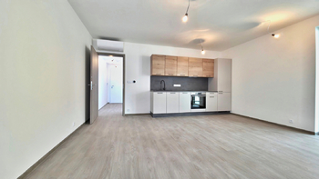 Pronájem bytu 1+kk v osobním vlastnictví 38 m², Praha 2 - Nové Město