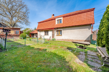 Prodej domu 248 m², Košetice