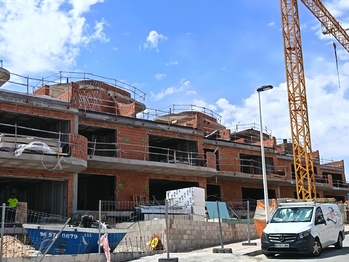 stavba 5.5.2026 - Prodej bytu 3+kk v osobním vlastnictví 77 m², Torrevieja