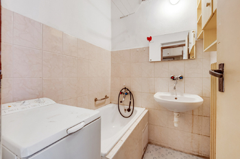 Koupelna - Prodej bytu 2+1 v osobním vlastnictví 58 m², Příbram