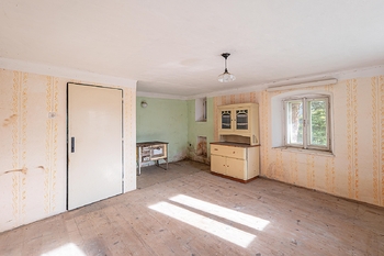 Obývací pokoj. - Prodej chaty / chalupy 77 m², Vydří