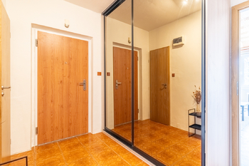 Prodej bytu 3+1 v osobním vlastnictví 76 m², Praha 4 - Krč